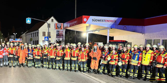 Beitrag_Feuerwehreinsatz Tiefenbronn_Mühlhausen_2560x1280